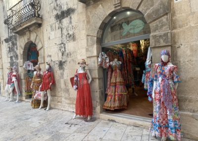 Siracus Stadtbesichtigung in der shoppingpromenade