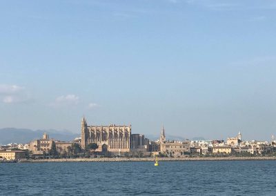 Mallorca Stadt vom Boot aus